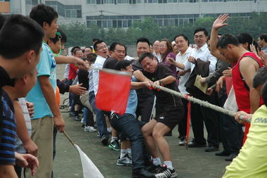 激情飛揚(yáng)慶國(guó)慶，凝心聚力拔河賽——學(xué)校工會(huì)國(guó)慶拔河比賽活動(dòng)方案